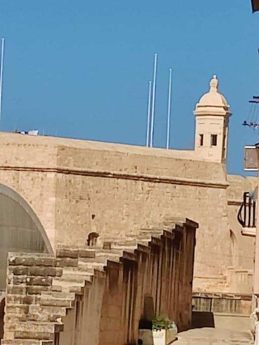 Crew 2 Savynomad Harbour Residences Wow Views Cospicua Zewnętrze zdjęcie