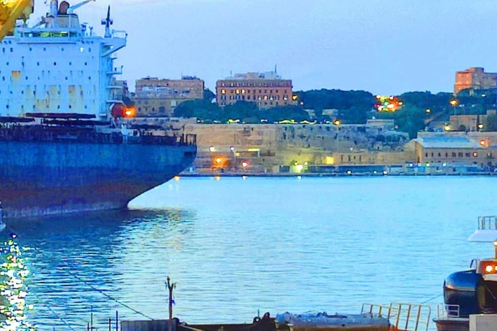 Crew 2 Savynomad Harbour Residences Wow Views Cospicua Zewnętrze zdjęcie